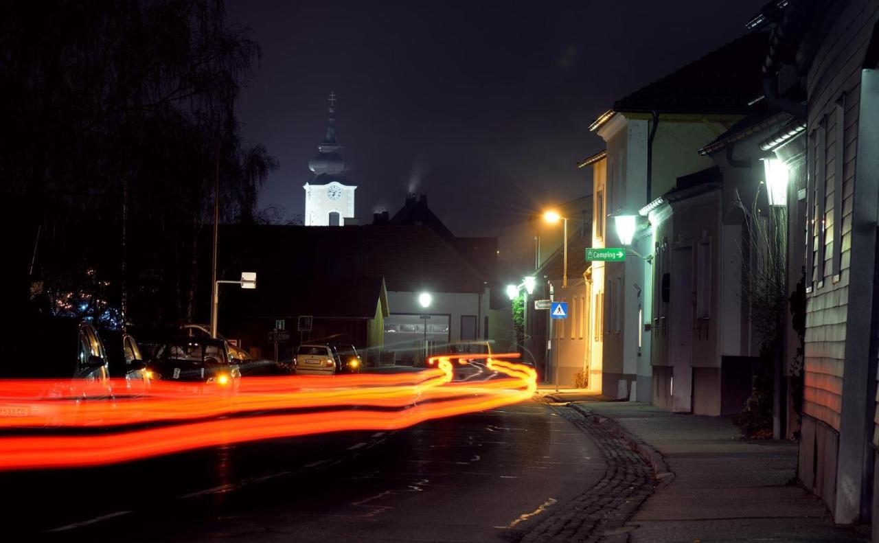 Weinbau Ettenauer Rohrendorf bei Krems Buitenkant foto